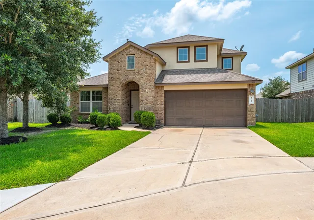 Photo 1 of Single family home for sale at 9906 Bezeled Cir Ln, Rosharon, TX 77583 | MLS# 74555421 | Listing updated on 2026-10-08