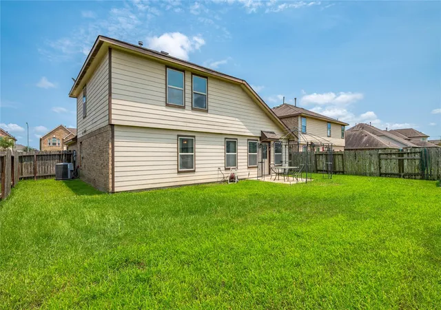 Photo 26 of Single family home for sale at 9906 Bezeled Cir Ln, Rosharon, TX 77583 | MLS# 74555421 | Listing updated on 2026-10-08