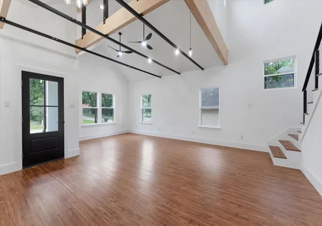 Photo 2 of Single family home for sale at 10802 Fairview Dr, Conroe, TX 77385 | MLS# 40763924 | Listing updated on 2026-09-06