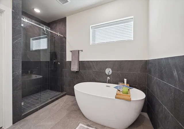 5th image of 3067 Hicks St, Houston, TX 77007 | MLS# 45445911