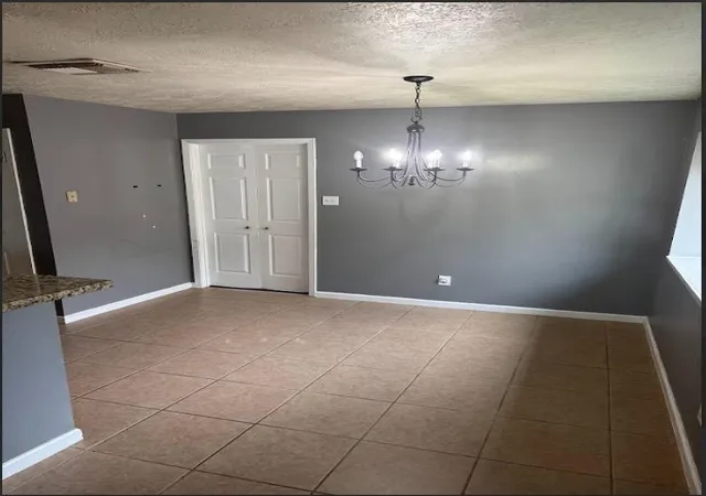 5th image of 3827 Pecan Cir, La Porte, TX 77571 | MLS# 67627379