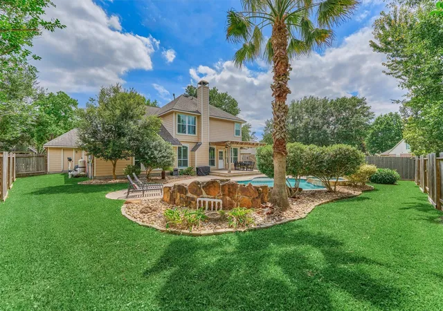 Homes for sale in The Woodlands, TX | 30 Rowan Tree Pl, The Woodlands, TX 77384 | MLS# 3762762