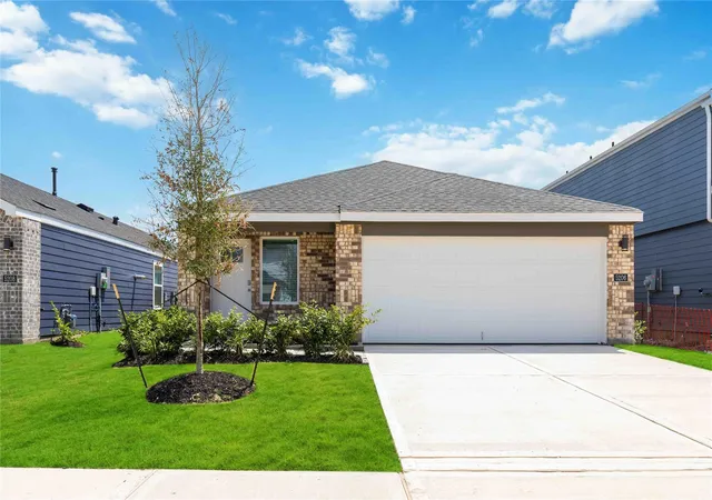 Photo 1 of Single family home for sale at 5214 Purple Beebalm Ln, Houston, TX 77048 | MLS# 7323140 | Listing updated on 2026-08-29