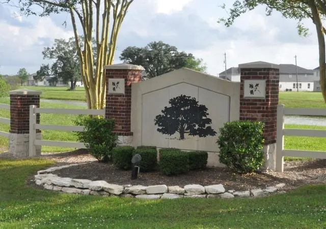 Photo 2 of Land for sale at 302 Lakeland Cir, Rosharon, TX 77583 | MLS# 67443758 | Listing updated on 2026-07-14