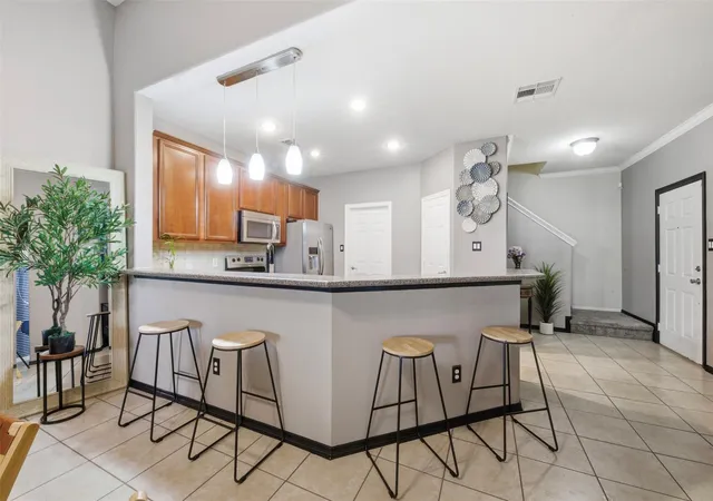 Photo 3 of Townhouse for sale at 10534 Willow Park View, Houston, TX 77070 | MLS# 68599265 | Listing updated on 2026-09-10