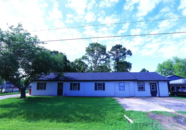 1st image of 1117 County Road 515, Brazoria, TX 77422 | MLS# 97027159