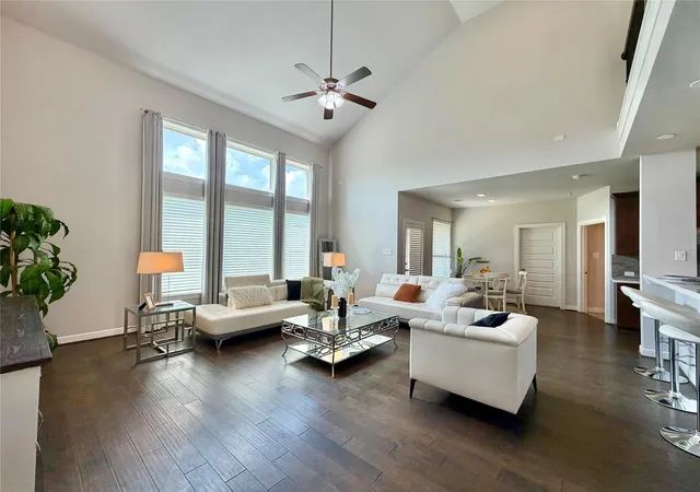 Photo 3 of Single family home for sale at 6503 Jesse Creek Ln, Sugar Land, TX 77479 | MLS# 30333616 | Listing updated on 2026-10-03