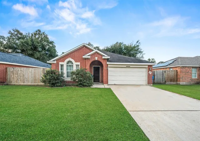 Photo 3 of Single family home for sale at 25434 Cedar Ln, Splendora, TX 77372 | MLS# 34755932 | Listing updated on 2026-05-26