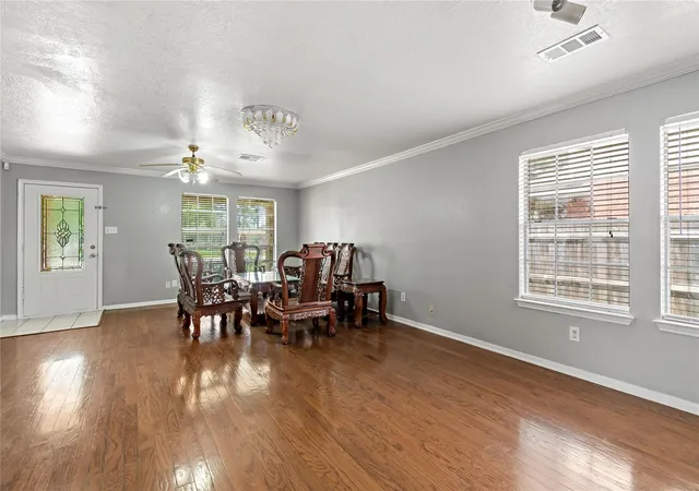 4th image of 8003 Swiftwater Ln, Houston, TX 77075 | MLS# 81372062