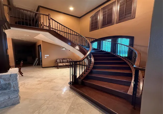 3rd image of 1909 E Archer Rd, Baytown, TX 77521 | MLS# 27709117