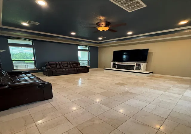 5th image of 1909 E Archer Rd, Baytown, TX 77521 | MLS# 27709117