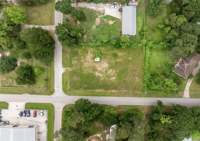 3rd image of 29810 Kingbird Dr, Tomball, TX 77377 | MLS# 65991925