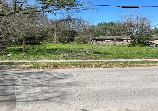 Photo 1 of Land for sale at 4501 Cavalcade St, Houston, TX 77026 | MLS# 68419309 | Listing updated on 2026-09-08