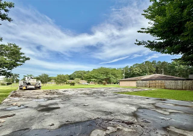 Homes for sale in Vidor, TX | 320 Hebert St, Vidor, TX 77662 | MLS# 11574668
