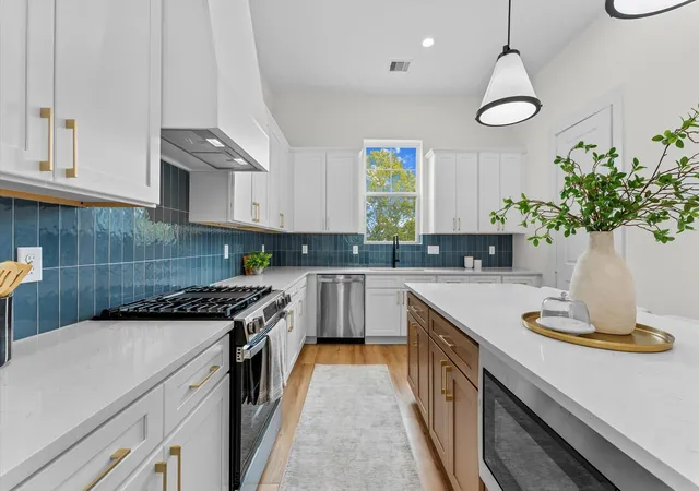 3rd image of 4127 De George St, Houston, TX 77009 | MLS# 23467033