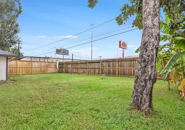 Homes for sale in Houston, TX | 1623 Fawnhope Dr, Houston, TX 77008 | MLS# 56778443