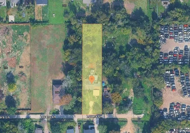 1st image of 750 Lovers Ln, Houston, TX 77091 | MLS# 25144617