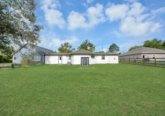 Photo 3 of Single family home for sale at 26562 Armadillo Dr, Hempstead, TX 77445 | MLS# 58972476 | Listing updated on 2026-09-22