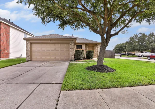 2nd image of 9415 Shaded Pines Dr, Humble, TX 77396 | MLS# 71271146