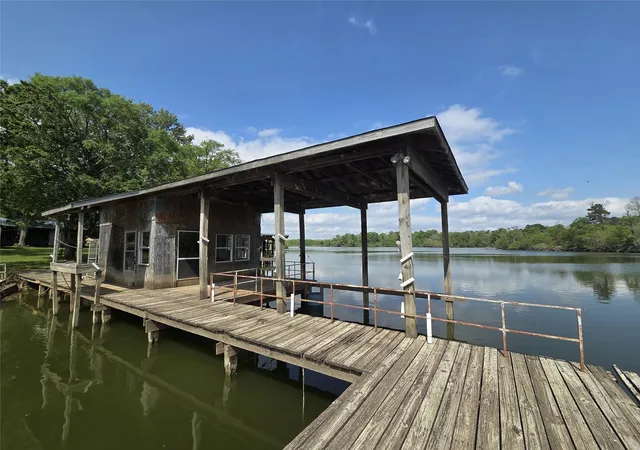 Photo 2 of Land for sale at 0 Lakeside Dr, Huntsville, TX 77320 | MLS# 64274269 | Listing updated on 2026-08-10