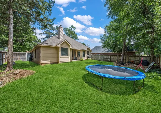 Photo 3 of Single family home for sale at 12295 Pegasus Dr, Willis, TX 77318 | MLS# 71951042 | Listing updated on 2026-08-22