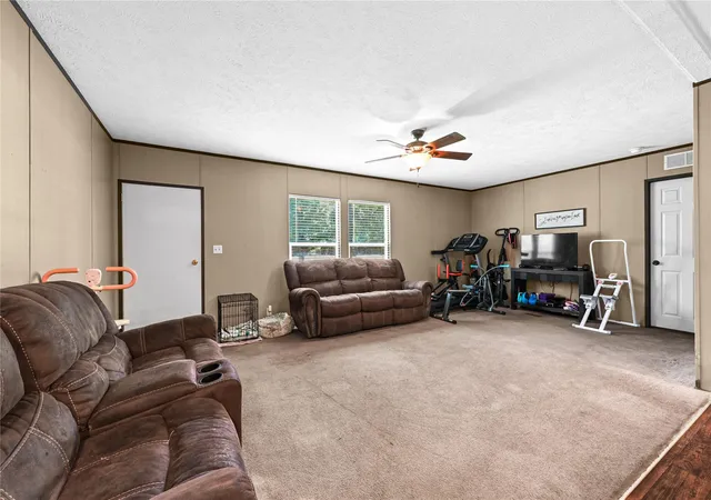 Photo 4 of Single family home for sale at 12617 Highway 105, Cleveland, TX 77327 | MLS# 37249127 | Listing updated on 2026-09-11