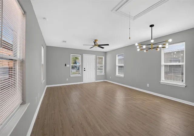 Photo 4 of Single family home for sale at 2917 Avenue M, Galveston, TX 77550 | MLS# 94403177 | Listing updated on 2026-09-16