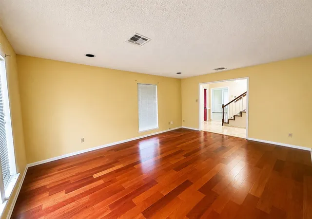 4th image of 2058 Parkdale Dr, Kingwood, TX 77339 | MLS# 33877150