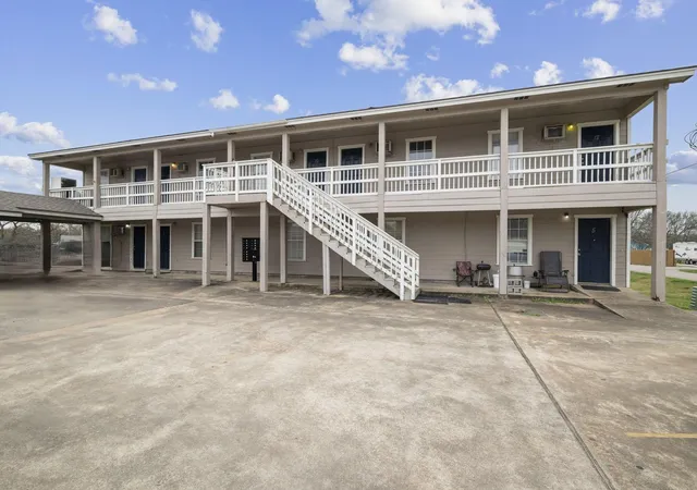 3rd image of 3527 Fm 523 Rd, Freeport, TX 77541 | MLS# 8194235
