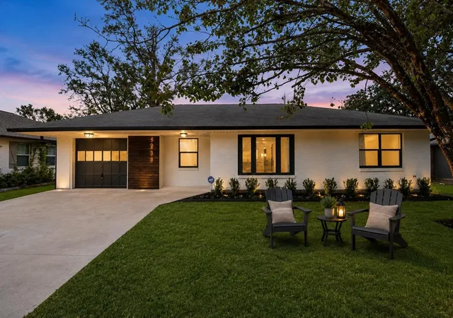 Photo 1 of Single family home for sale at 4238 T C Jester Blvd, Houston, TX 77018 | MLS# 21057170 | Listing updated on 2026-09-07