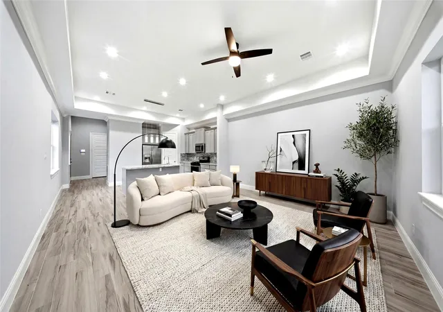 Photo 4 of Sale Pending at 2811 Wichita St, Houston, TX 77004 | MLS# 37224715 | Listing updated on 2026-09-16