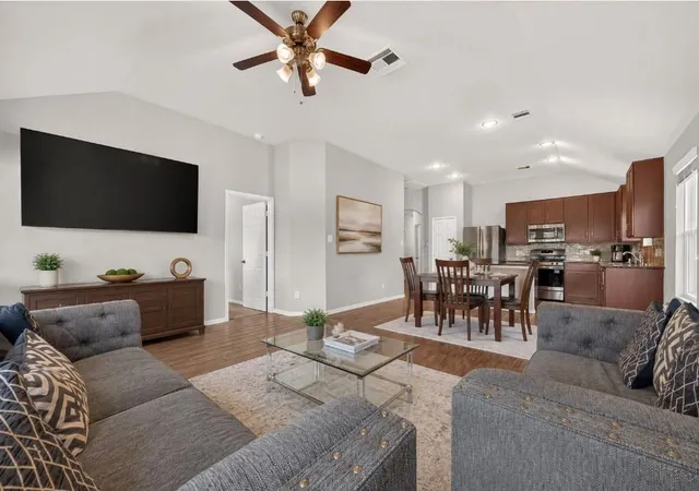 4th image of 2614 Zephyr Ln, Rosenberg, TX 77471 | MLS# 41099448