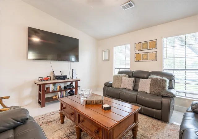 Photo 3 of Single family home for sale at 5518 Lerwick Dr, Houston, TX 77084 | MLS# 11340799 | Listing updated on 2026-09-18