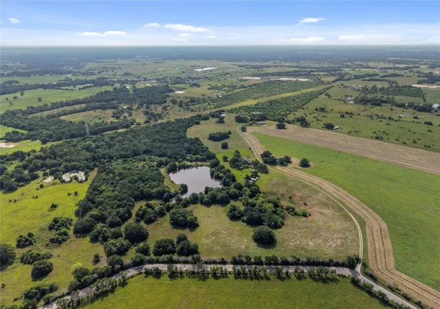 Homes for sale in Hearne, TX | 8128 & 8134 Edge School House Rd, Hearne, TX 77859 | MLS# 79211860