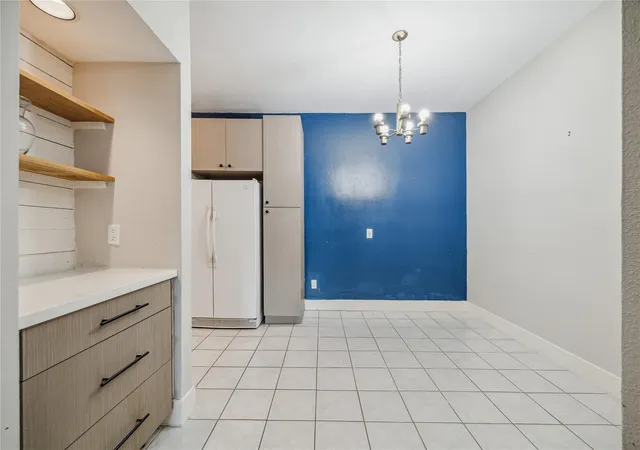 2nd image of 8100 Cambridge St #125, Houston, TX 77054 | MLS# 55002371