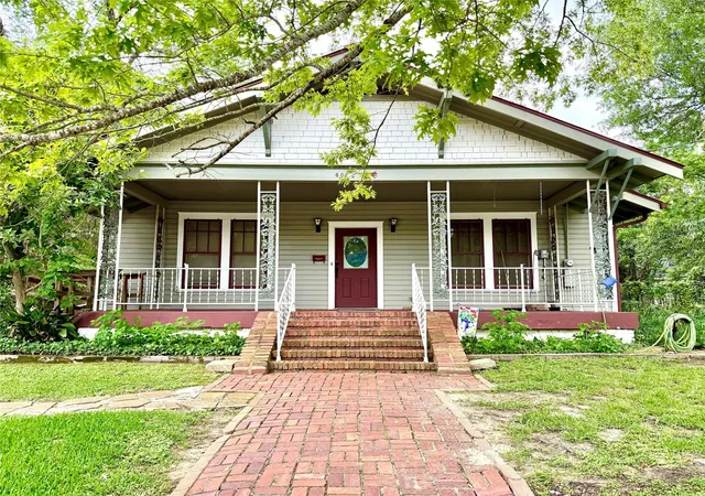 1st image of 607 W Fox St, Caldwell, TX 77836 | MLS# 50423216