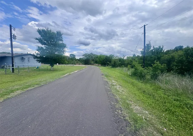Photo 1 of Land for sale at 1708 James Craft Rd, Somerville, TX 77879 | MLS# 28912766 | Listing updated on 2026-04-14