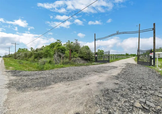 2nd image of 1369 County Road 486, Dayton, TX 77535 | MLS# 82143550