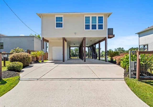 2nd image of 1133 E Meyer Rd, Seabrook, TX 77586 | MLS# 13793341