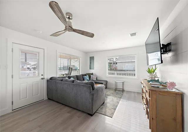Photo 3 of Single family home for sale at 21623 Zachary, Galveston, TX 77554 | MLS# 74656361 | Listing updated on 2026-03-02