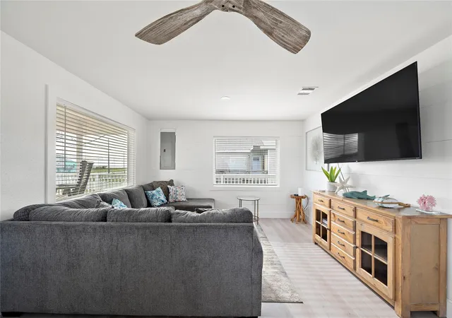 Photo 4 of Single family home for sale at 21623 Zachary, Galveston, TX 77554 | MLS# 74656361 | Listing updated on 2026-03-02