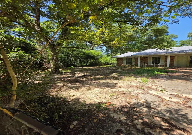 2nd image of 9739 Lakeview Dr, Porter, TX 77365 | MLS# 65009211