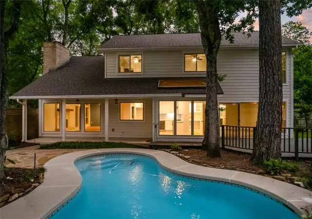 Homes for sale in The Woodlands, TX | 4 N Autumnwood Wy, The Woodlands, TX 77380 | MLS# 62537997