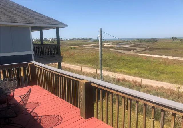 Photo 3 of Single family home for sale at 23186 Camino St, Galveston, TX 77554 | MLS# 59707958 | Listing updated on 2026-04-07