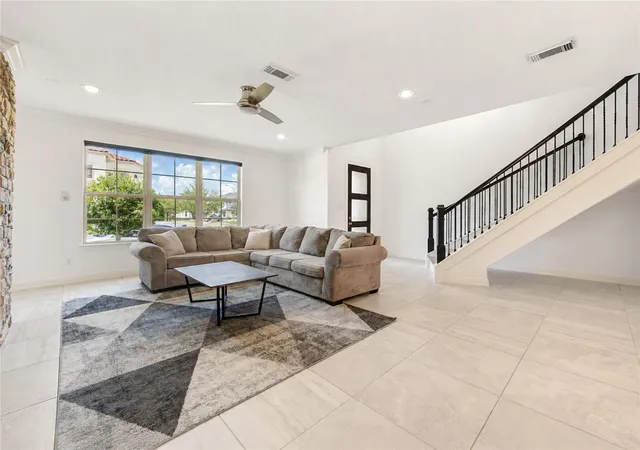 5th image of 13605 Teal Bluff Ln, Houston, TX 77077 | MLS# 22911155