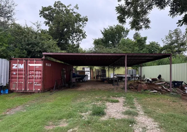 Photo 4 of Land for sale at 4217 E Toliver St, Houston, TX 77016 | MLS# 14598688 | Listing updated on 2025-12-18