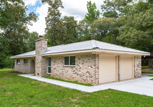 Homes for sale in Kirbyville, TX | 180 County Road 459, Kirbyville, TX 75956 | MLS# 65850722