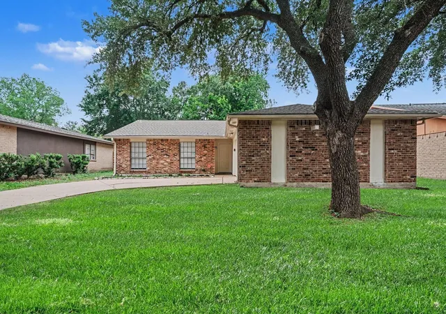 Photo 2 of Single family home for sale at 5219 Cairnleigh Dr, Houston, TX 77084 | MLS# 59678837 | Listing updated on 2026-07-30
