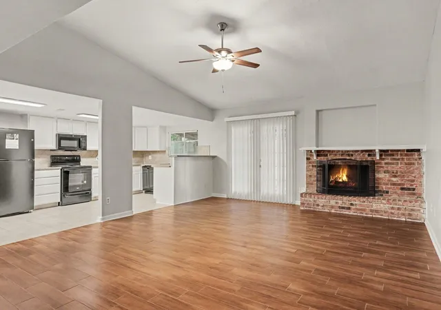 Photo 3 of Single family home for sale at 5219 Cairnleigh Dr, Houston, TX 77084 | MLS# 59678837 | Listing updated on 2026-07-30