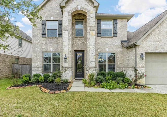 Photo 2 of Single family home for sale at 18419 Panton Ter Ln, Cypress, TX 77429 | MLS# 8852483 | Listing updated on 2026-09-13